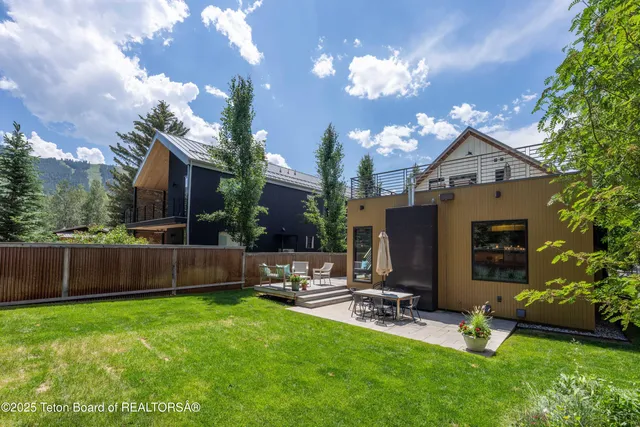 $6,495,000 | 150 North Jean Street, Jackson, WY 83001