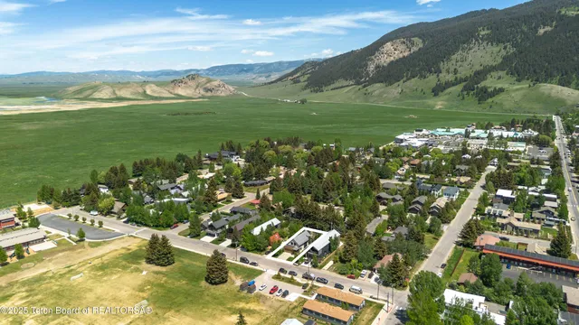$6,495,000 | 150 North Jean Street, Jackson, WY 83001