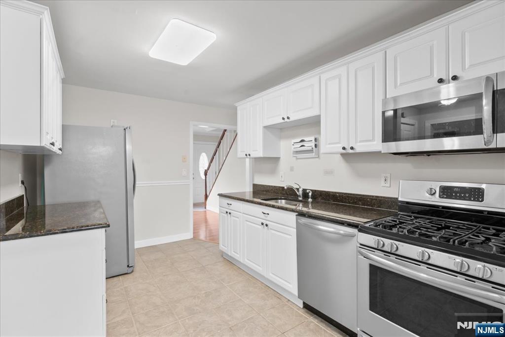 40 Hunterdon Road West Orange, NJ 07052 - Photo 12 of 29