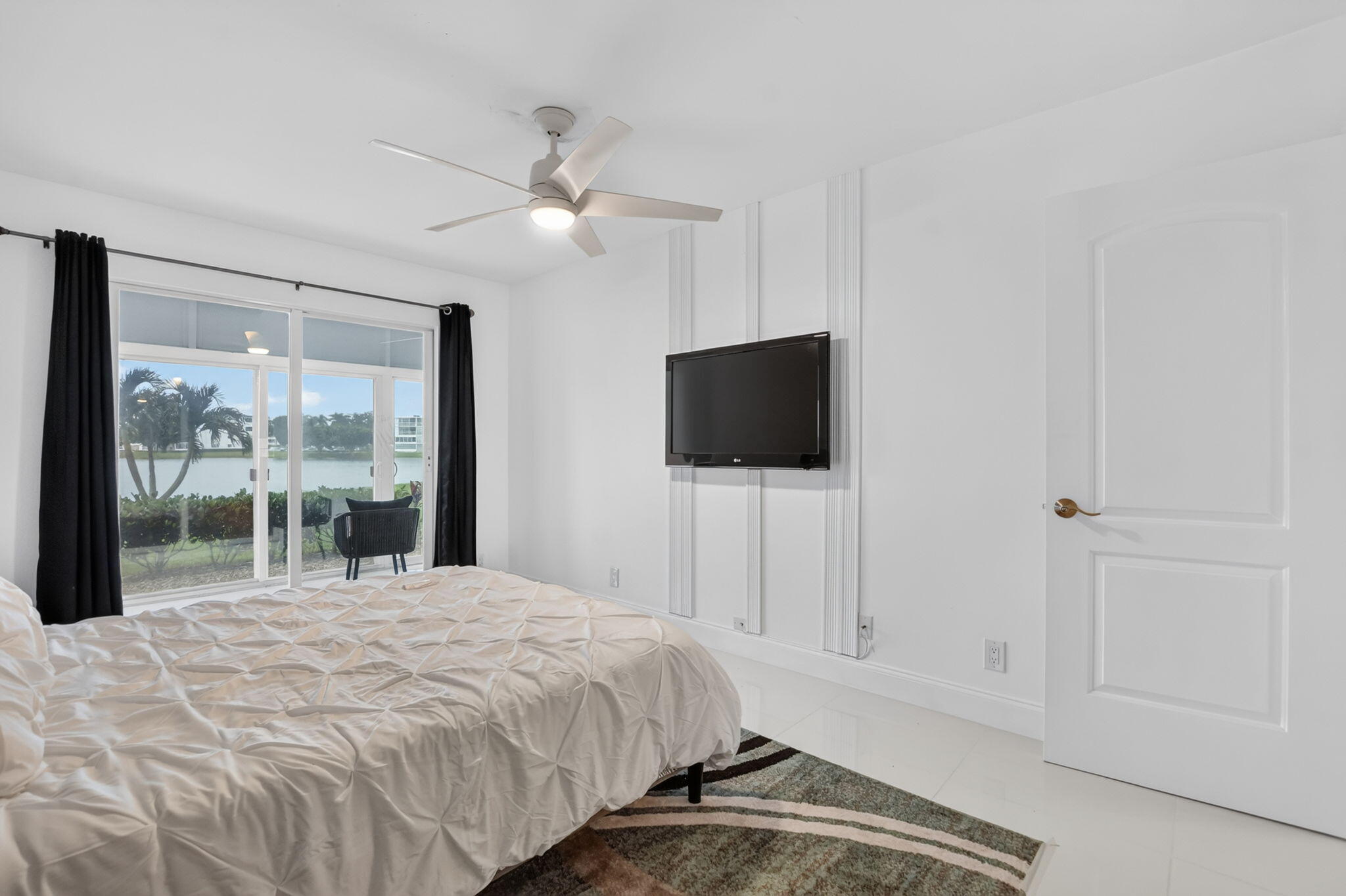 1061 Exeter Boca Raton, FL 33434 - Photo 13 of 82 14-web-or-mls-DSC_2908