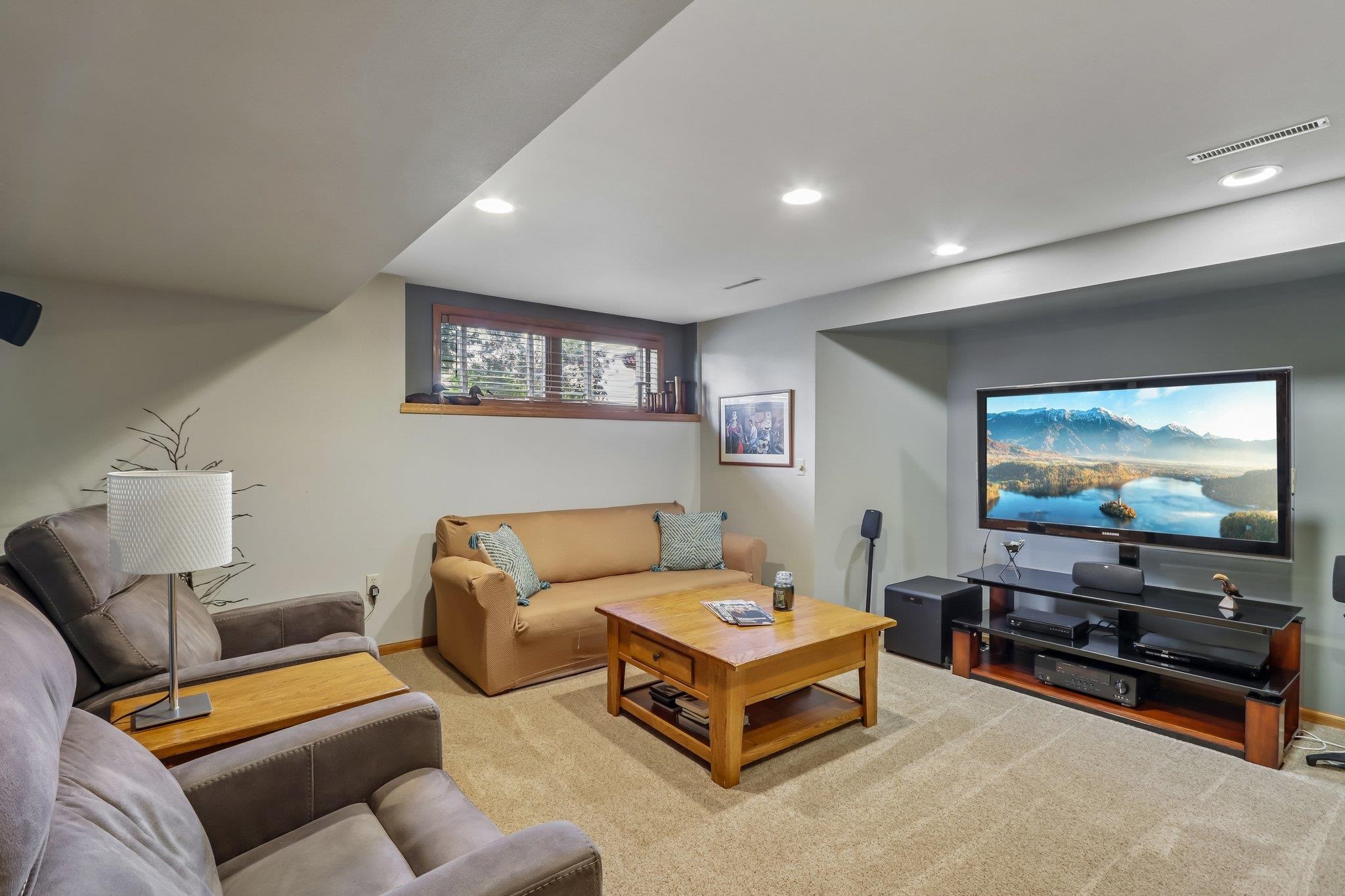 920 Lexington Way Waunakee, WI 53597 - Photo 32 of 64