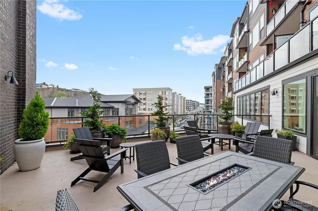 $1,295,000 | 4907 Main Street, Unit 702, Tacoma, WA 98407