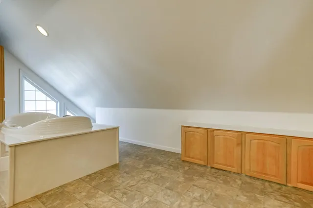 $499,500 | 28457 Highway 299, Bella Vista, CA 96008