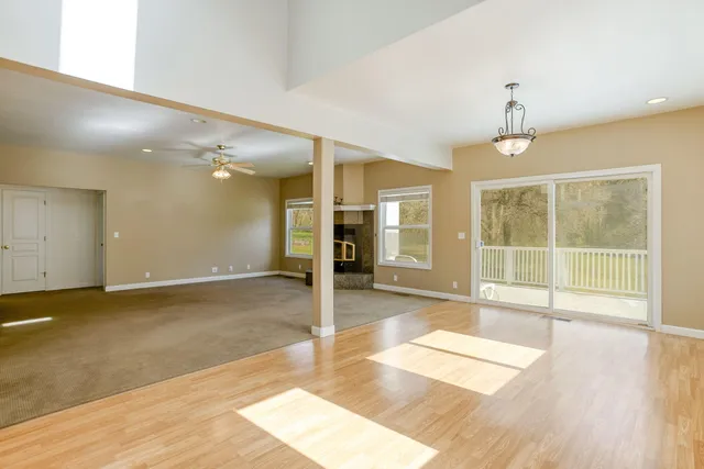 $499,500 | 28457 Highway 299, Bella Vista, CA 96008