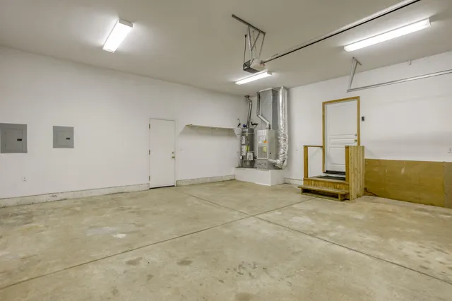 $499,500 | 28457 Highway 299, Bella Vista, CA 96008