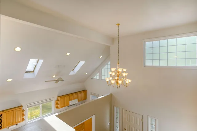 $499,500 | 28457 Highway 299, Bella Vista, CA 96008