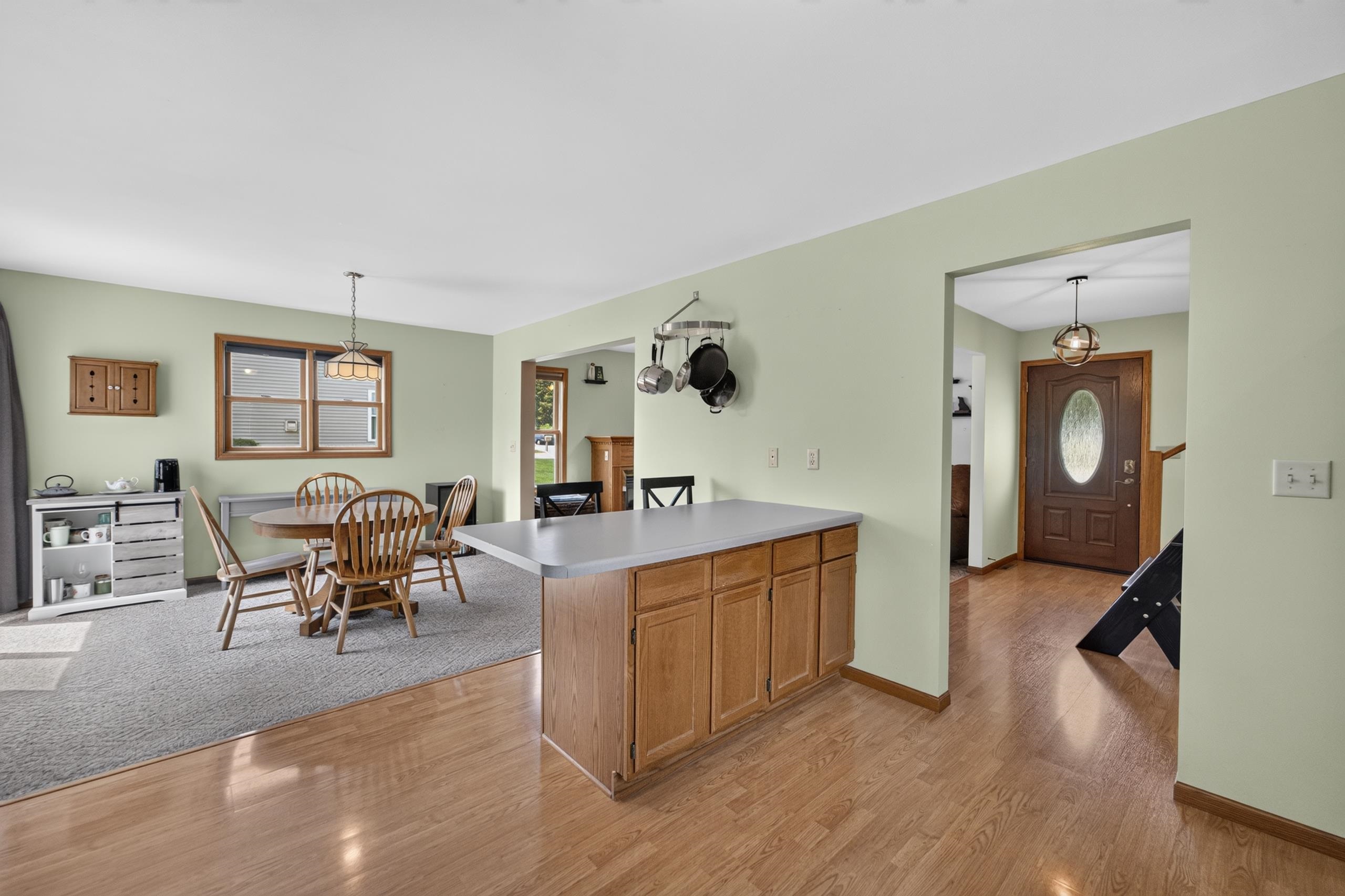 619 Windlach Street New Glarus, WI 53574 - Photo 12 of 37