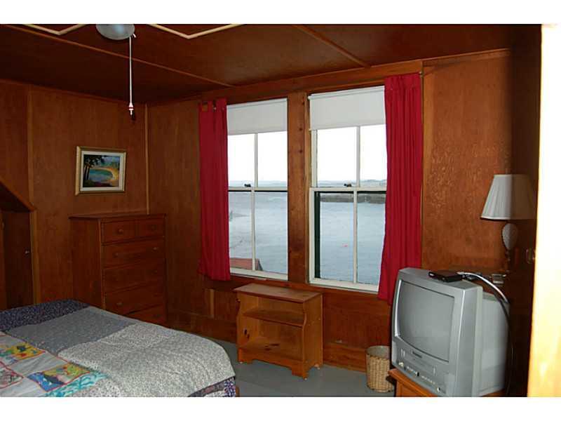 2318 Harpswell Islands Road Bailey Island, ME 04003 - Photo 15 of 35 Bedroom.