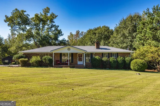 $300,000 | 114 Dingler Road, Moreland, GA 30259