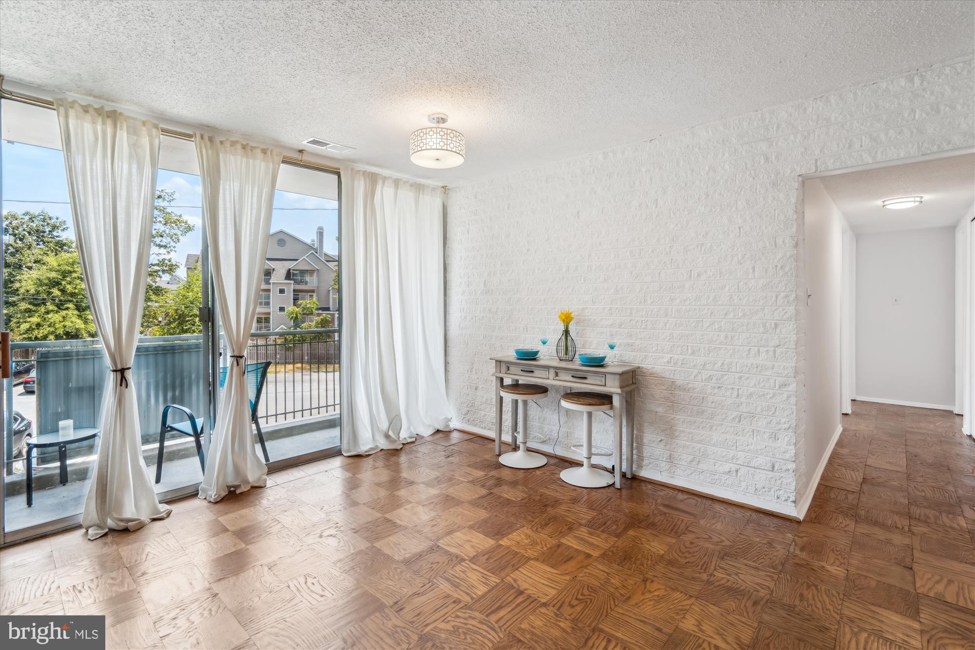 1828 Metzerott Road, Unit 201 Adelphi, MD 20783 - Photo 5 of 27 Dining area