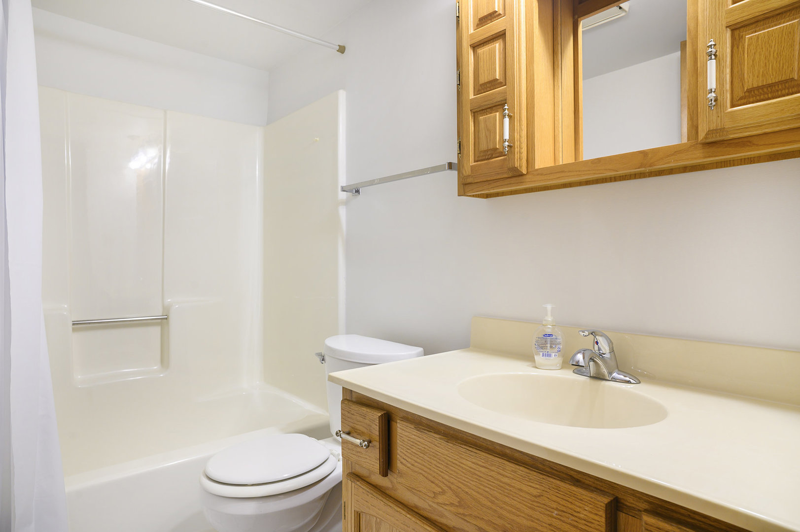 2608 186th Street, Unit 105 Lansing, IL 60438 - Photo 16 of 21