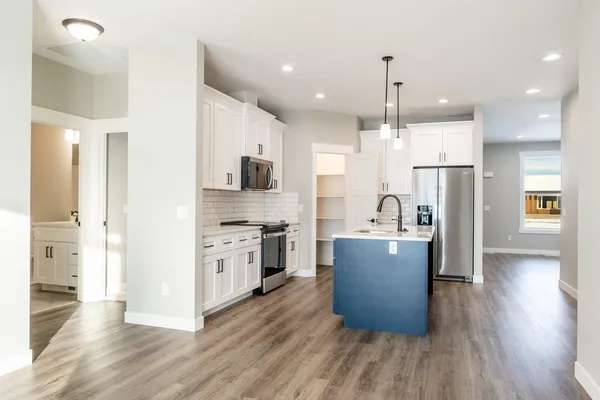 $472,320 | 1424 Silverton Drive, Ranchester, WY 82839