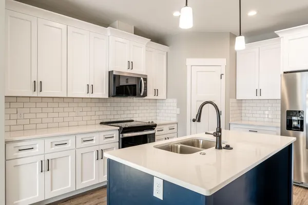$472,320 | 1424 Silverton Drive, Ranchester, WY 82839