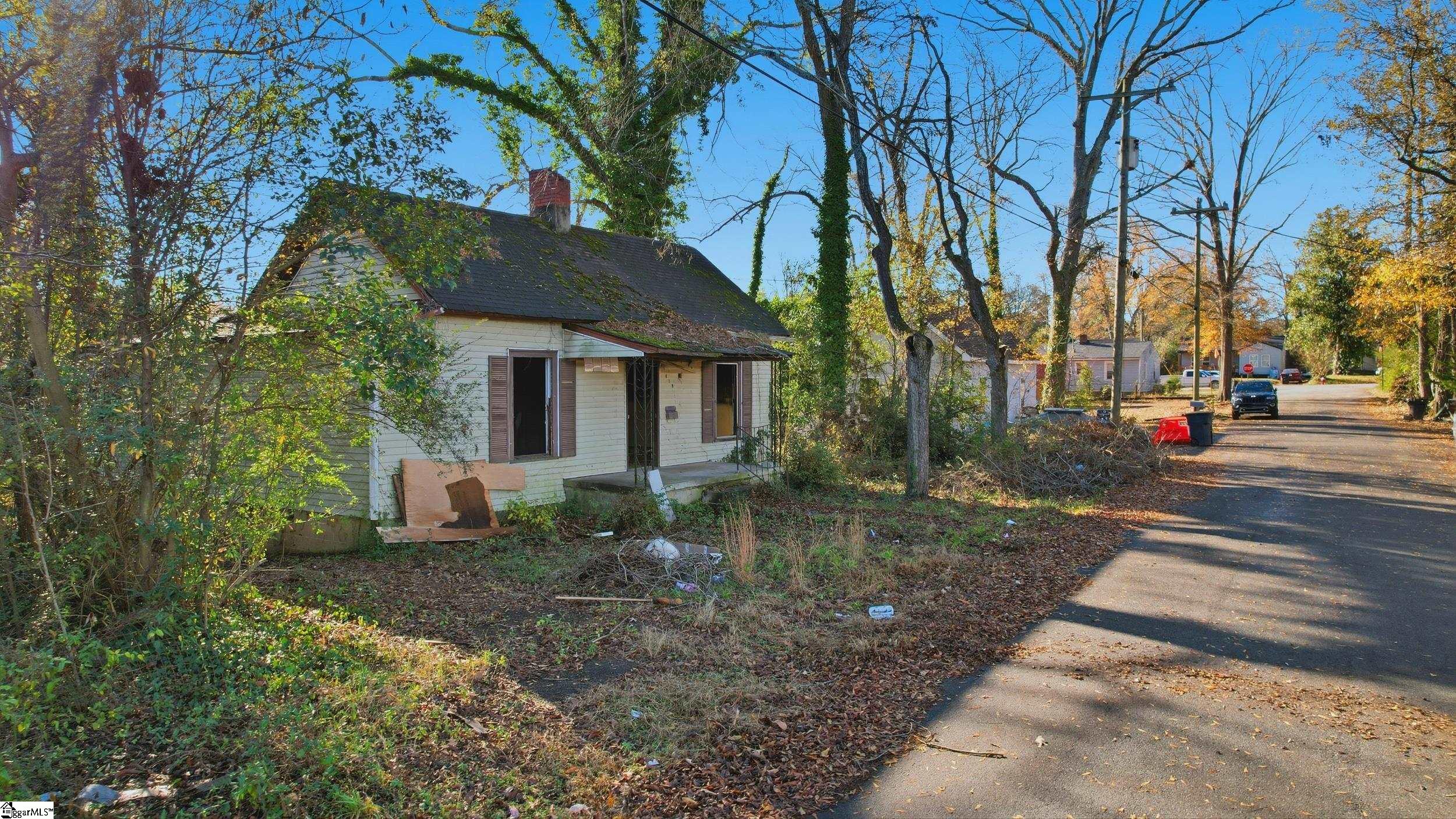 419 Gray Street Anderson, SC 29624 - Photo 3 of 14