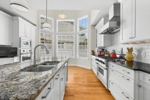 $4,395,000 | 129 Shore Drive West, Mashpee, MA 02649
