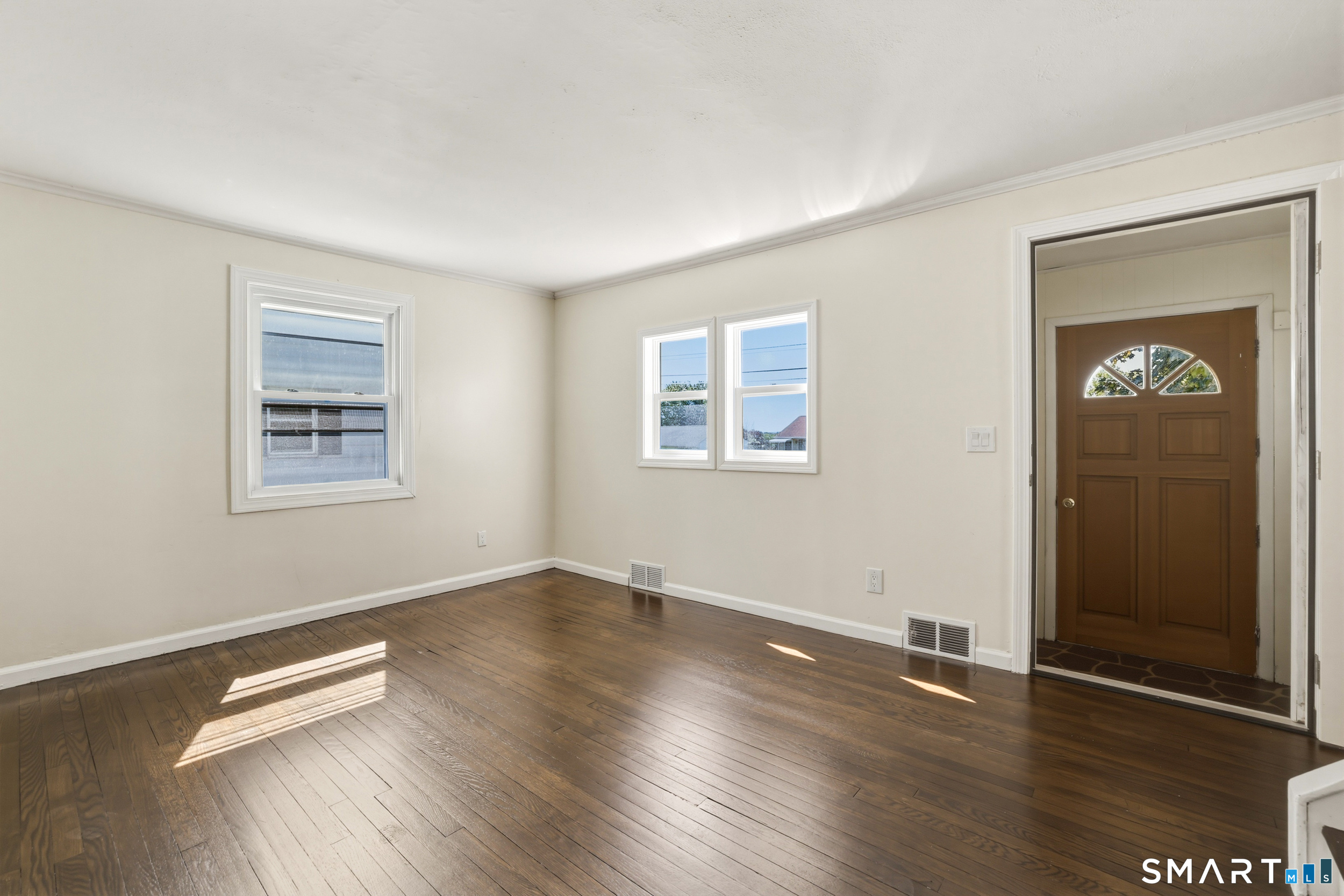 31 Alexander Road New Britain, CT 06053 - Photo 8 of 27
