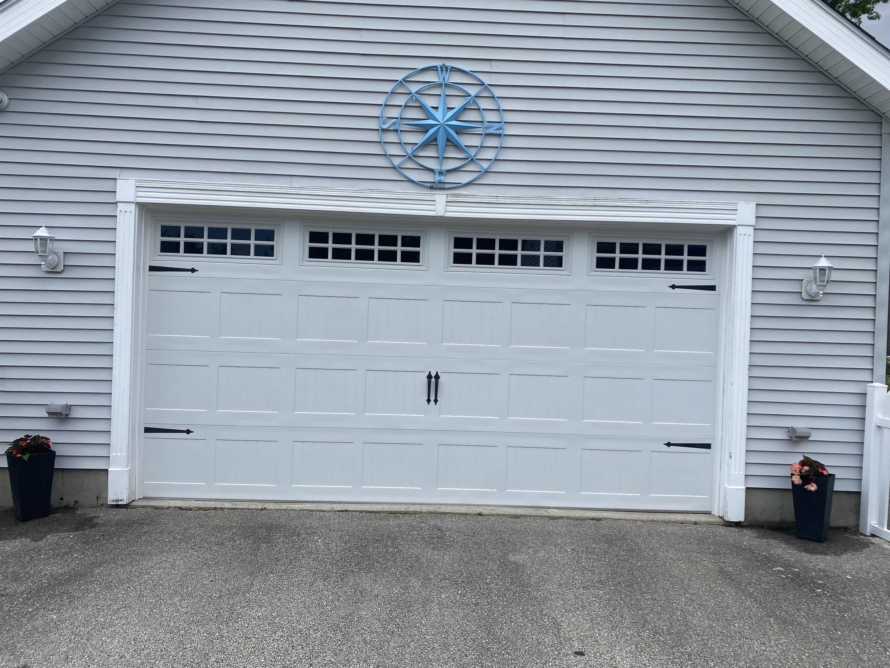 90 Tarbell Street Manchester, NH 03104 - Photo 2 of 60