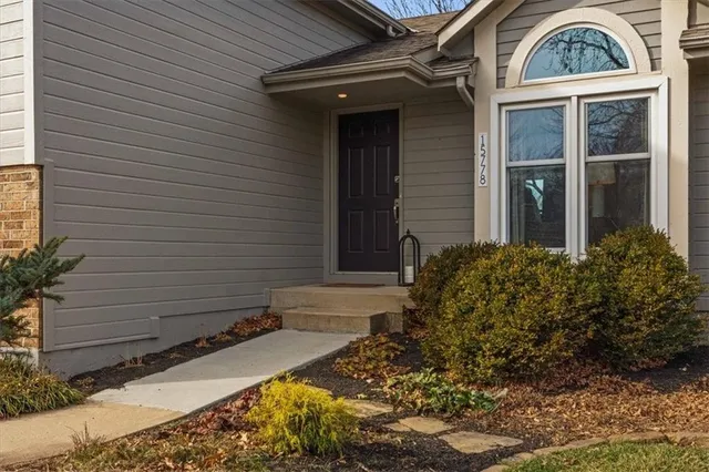 $354,000 | 15778 Horton Street, Overland Park, KS 66223