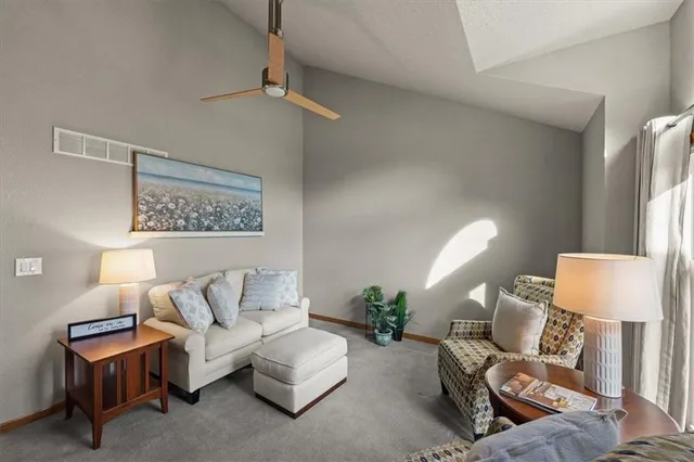 $354,000 | 15778 Horton Street, Overland Park, KS 66223