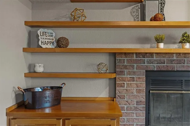 $354,000 | 15778 Horton Street, Overland Park, KS 66223