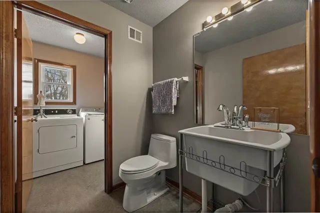 $354,000 | 15778 Horton Street, Overland Park, KS 66223