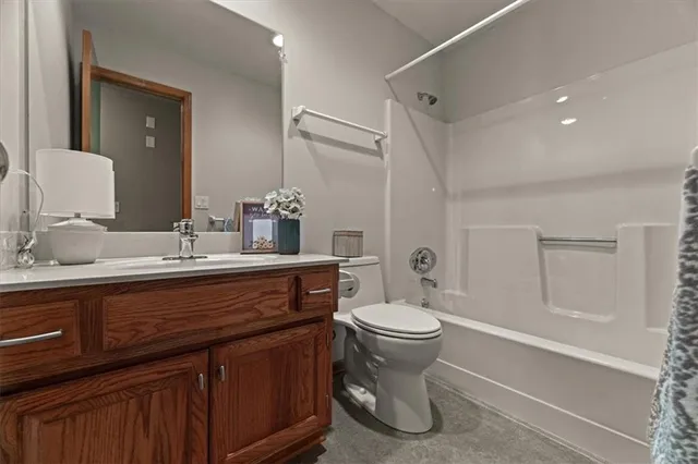 $354,000 | 15778 Horton Street, Overland Park, KS 66223