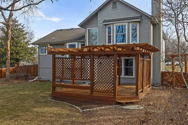 $354,000 | 15778 Horton Street, Overland Park, KS 66223