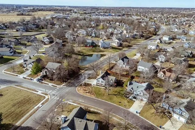 $354,000 | 15778 Horton Street, Overland Park, KS 66223