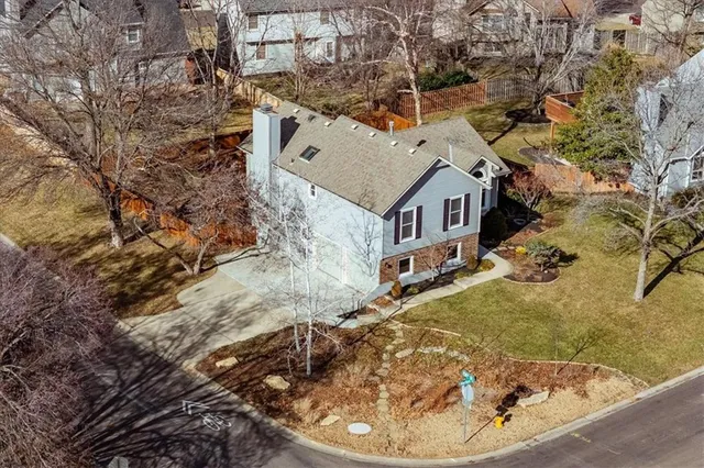 $354,000 | 15778 Horton Street, Overland Park, KS 66223