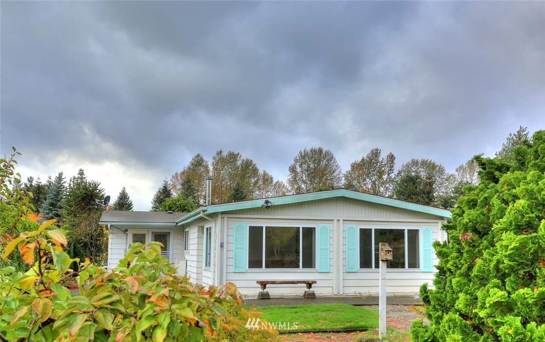 23911 Lake Drive West Bothell, WA 98021 - Photo 1 of 25 Gallery Image 1