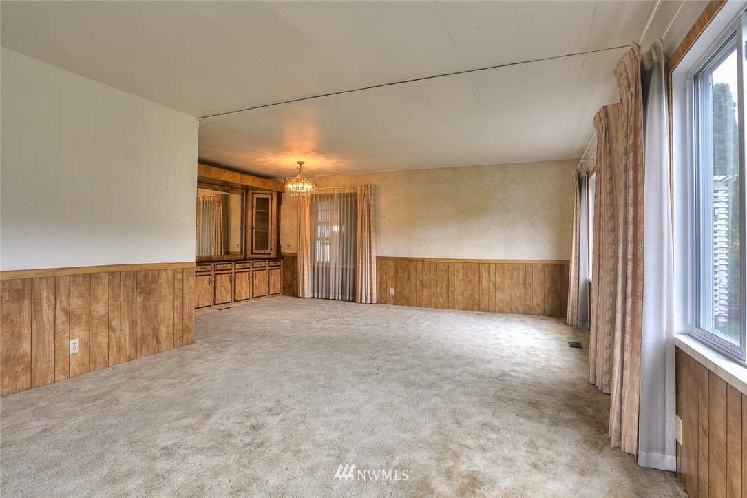 23911 Lake Drive West Bothell, WA 98021 - Photo 11 of 25 Gallery Image 11