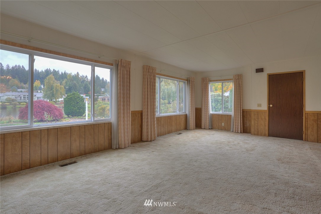 23911 Lake Drive West Bothell, WA 98021 - Photo 9 of 25 Gallery Image 9