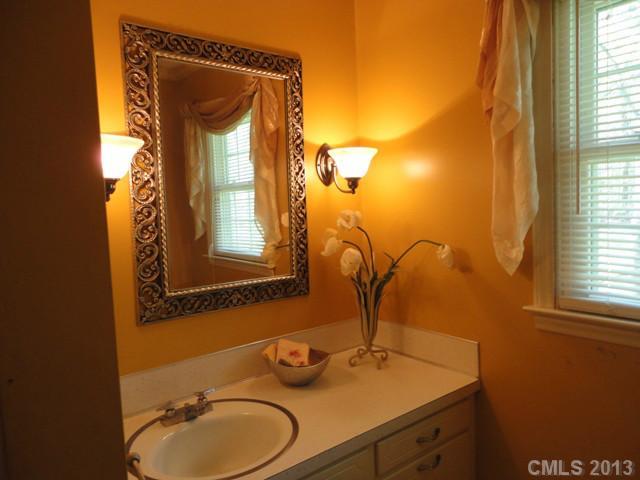 2284 Heavner Road Lincolnton, NC 28092 - Photo 10 of 13 Gallery Image 10