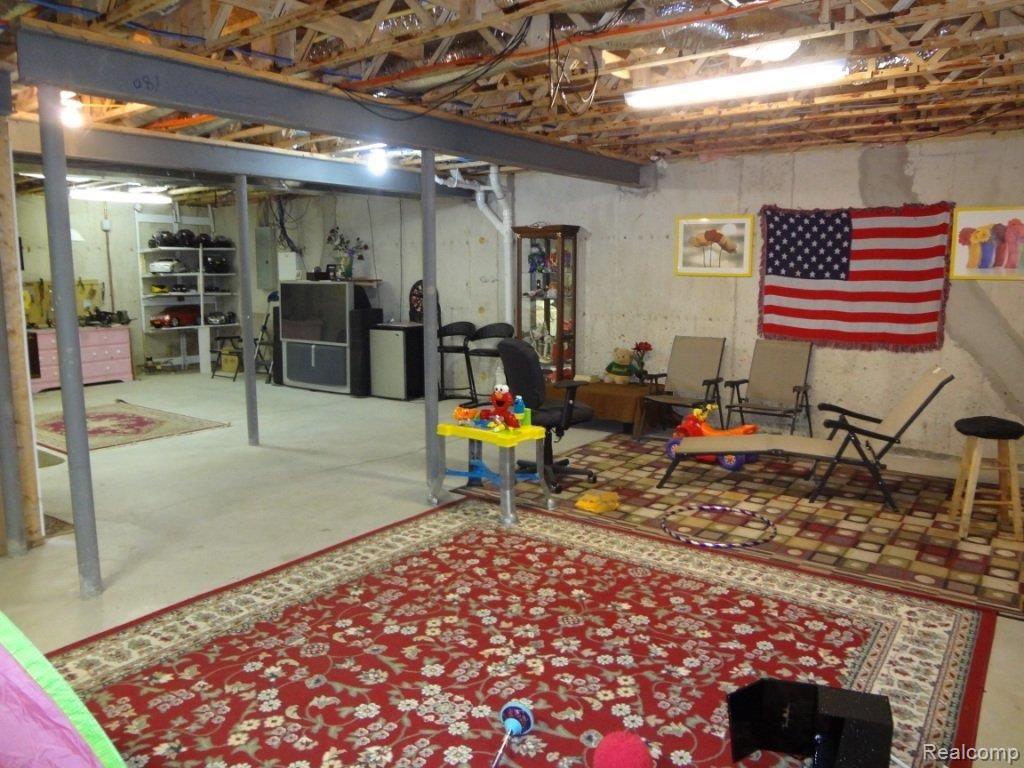 49377 Oxley Road Macomb, MI 48044 - Photo 21 of 23 Basement.JPG