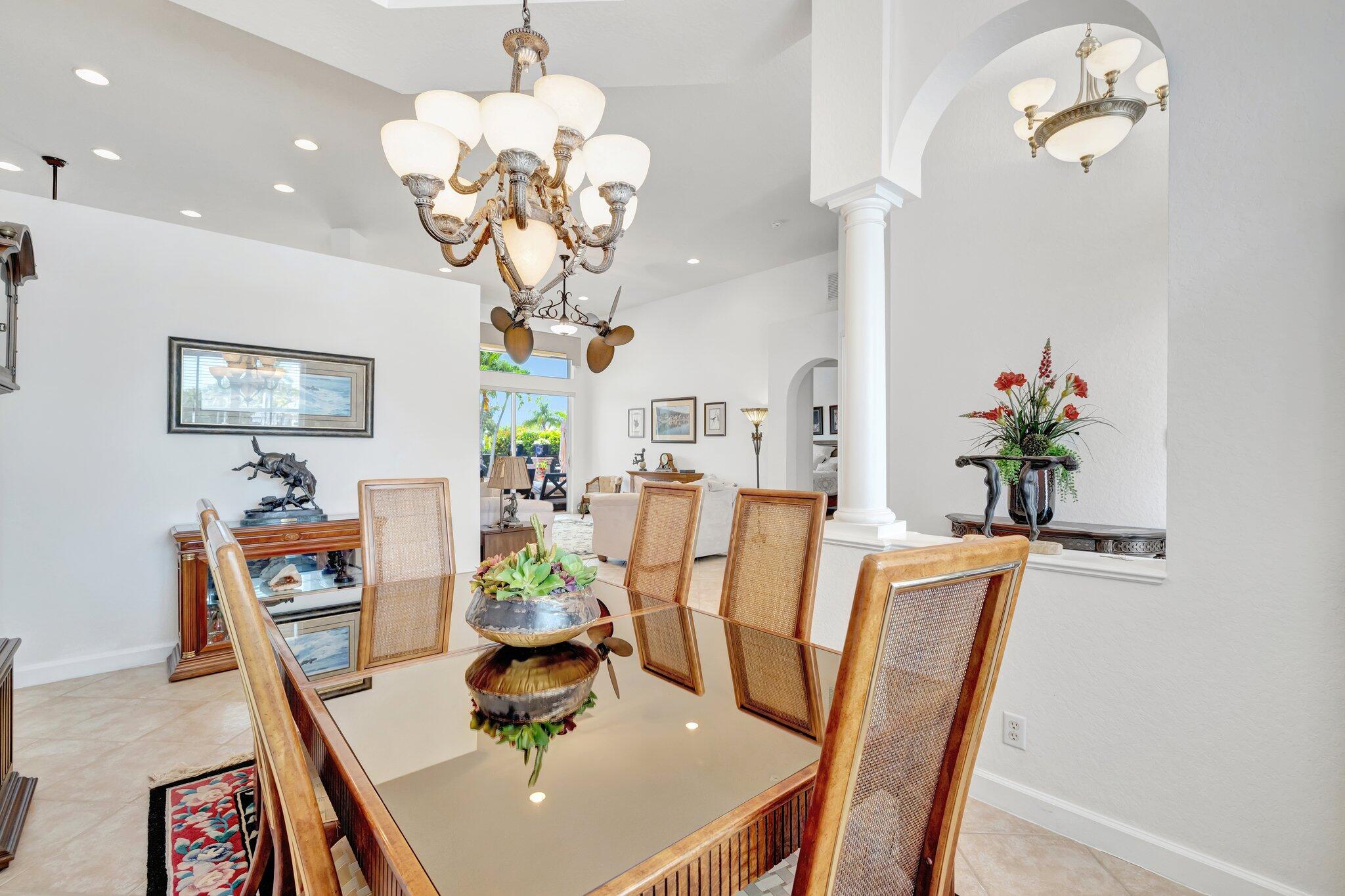 699 Southwest River Bend Circle Stuart, FL 34997 - Photo 13 of 78 Dining Room