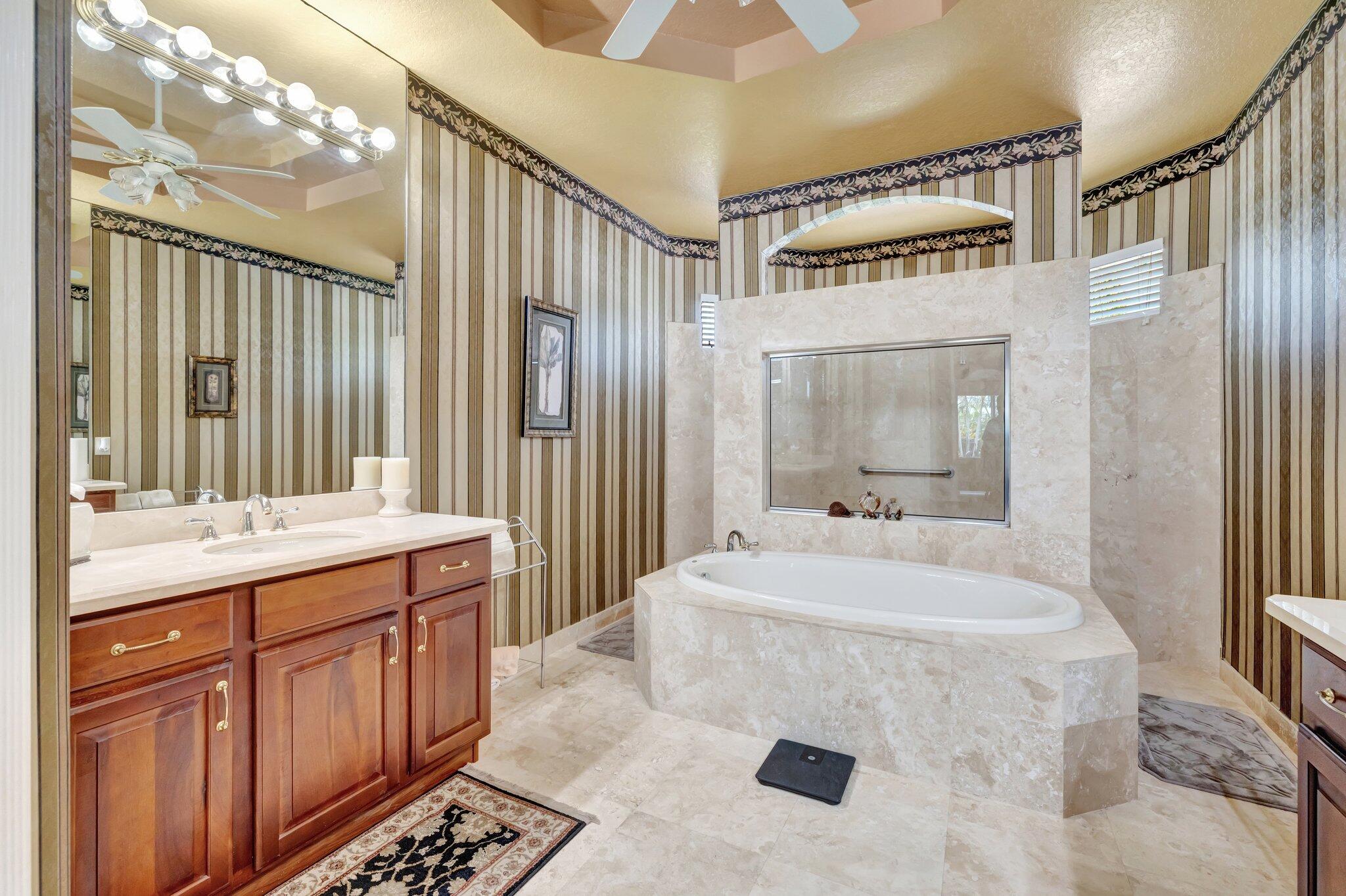 699 Southwest River Bend Circle Stuart, FL 34997 - Photo 26 of 78 Master Bathroom
