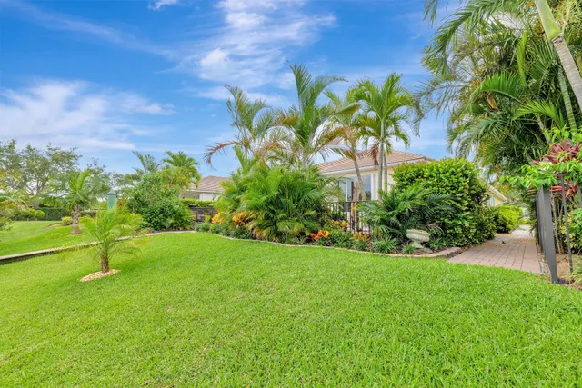 $1,295,000 | 699 Southwest River Bend Circle, Stuart, FL 34997