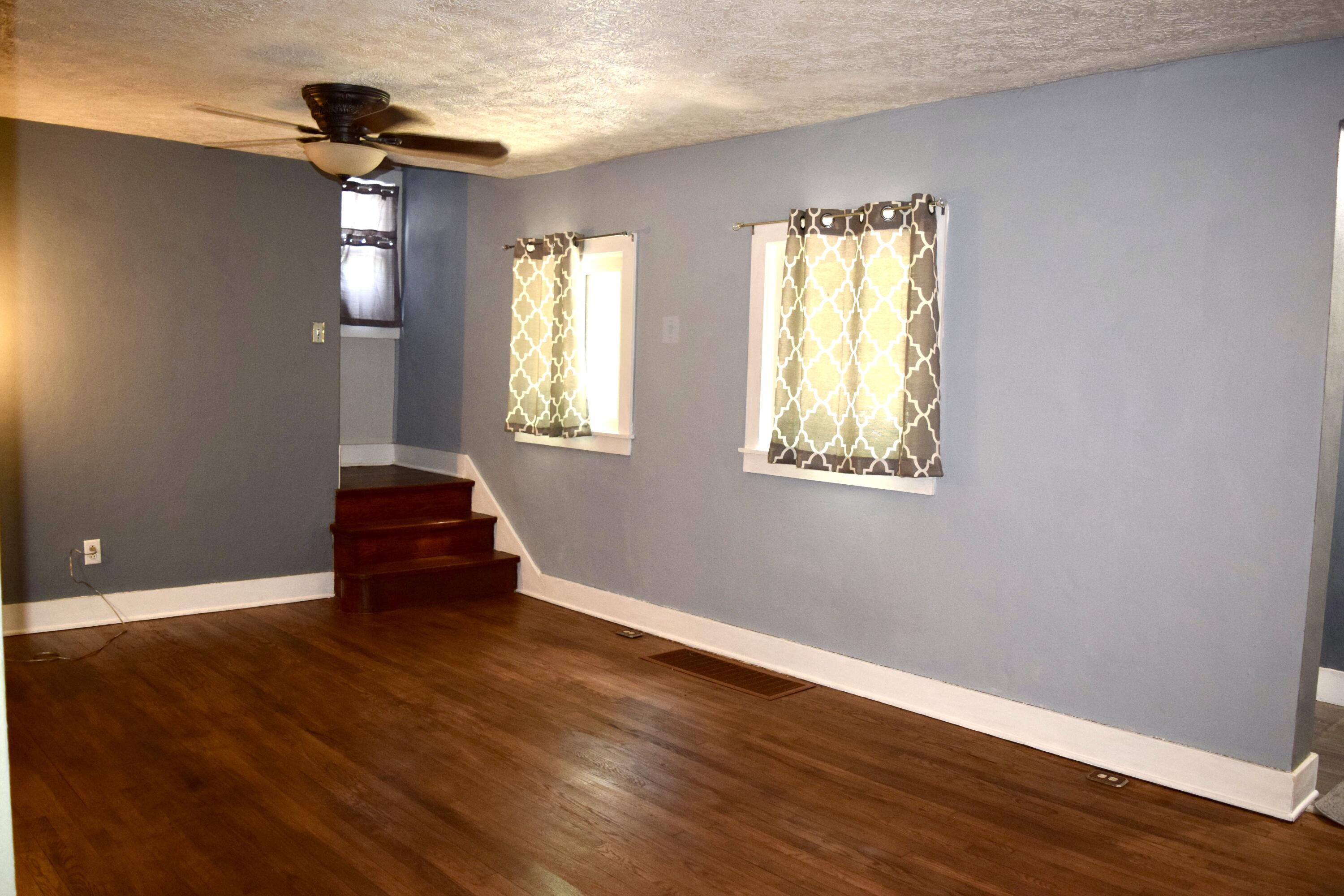 2763 Dayton Springfield Road Springfield, OH 45506 - Photo 11 of 25 living 4