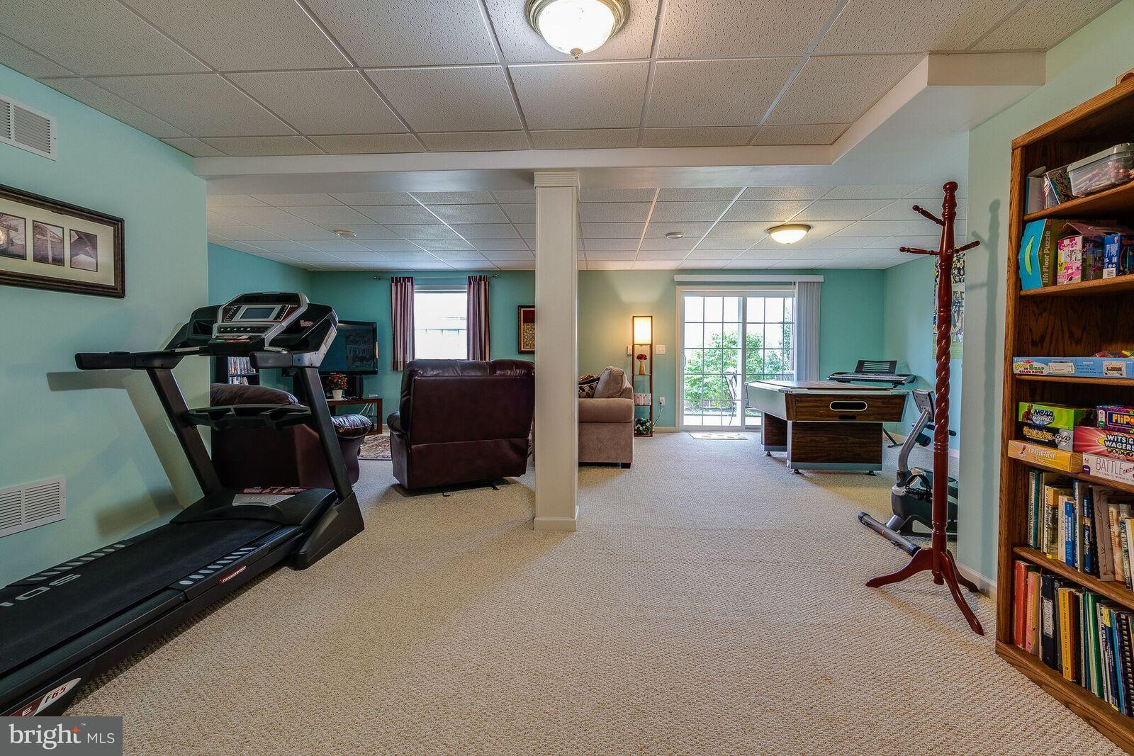 118 Sutherland Road Lancaster, PA 17603 - Photo 32 of 38 Gallery Image 32