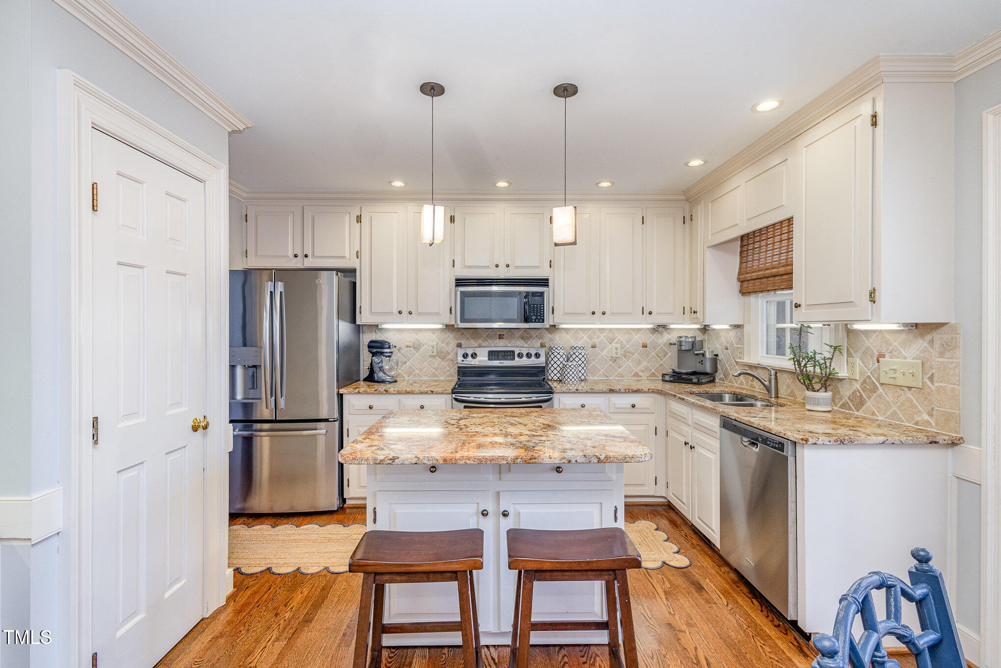 7508 Chippenham Court Raleigh, NC 27613 - Photo 16 of 36 013_file_904