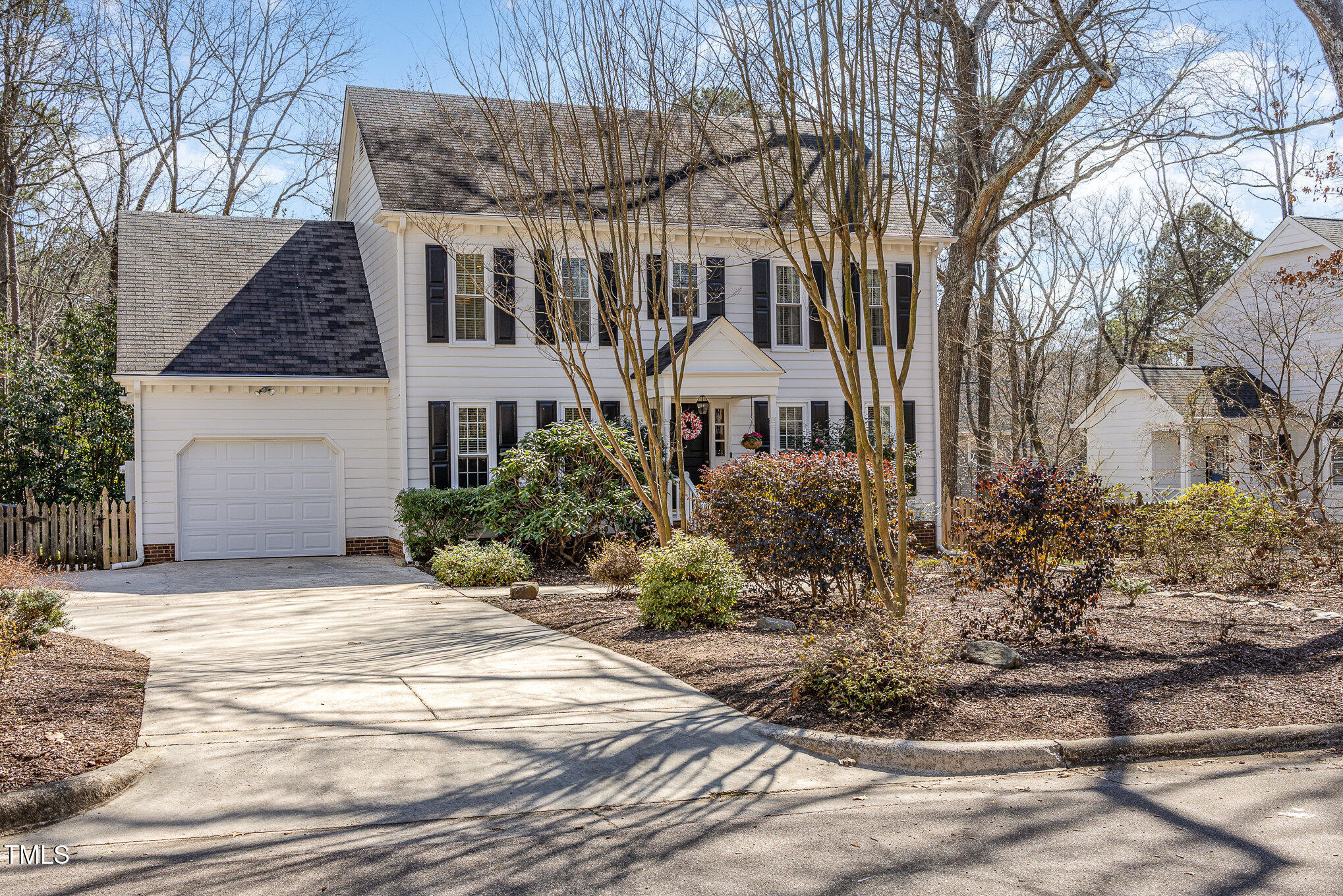 7508 Chippenham Court Raleigh, NC 27613 - Photo 2 of 36 002_file_769