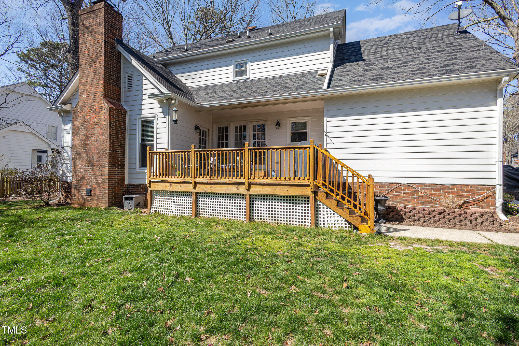 7508 Chippenham Court Raleigh, NC 27613 - Photo 34 of 36 030_file_515