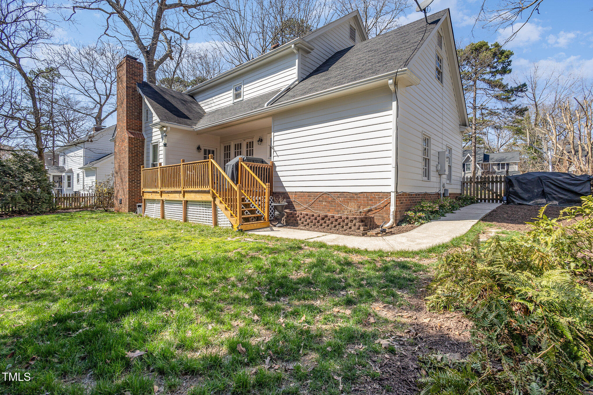 7508 Chippenham Court Raleigh, NC 27613 - Photo 35 of 36 031_file_101