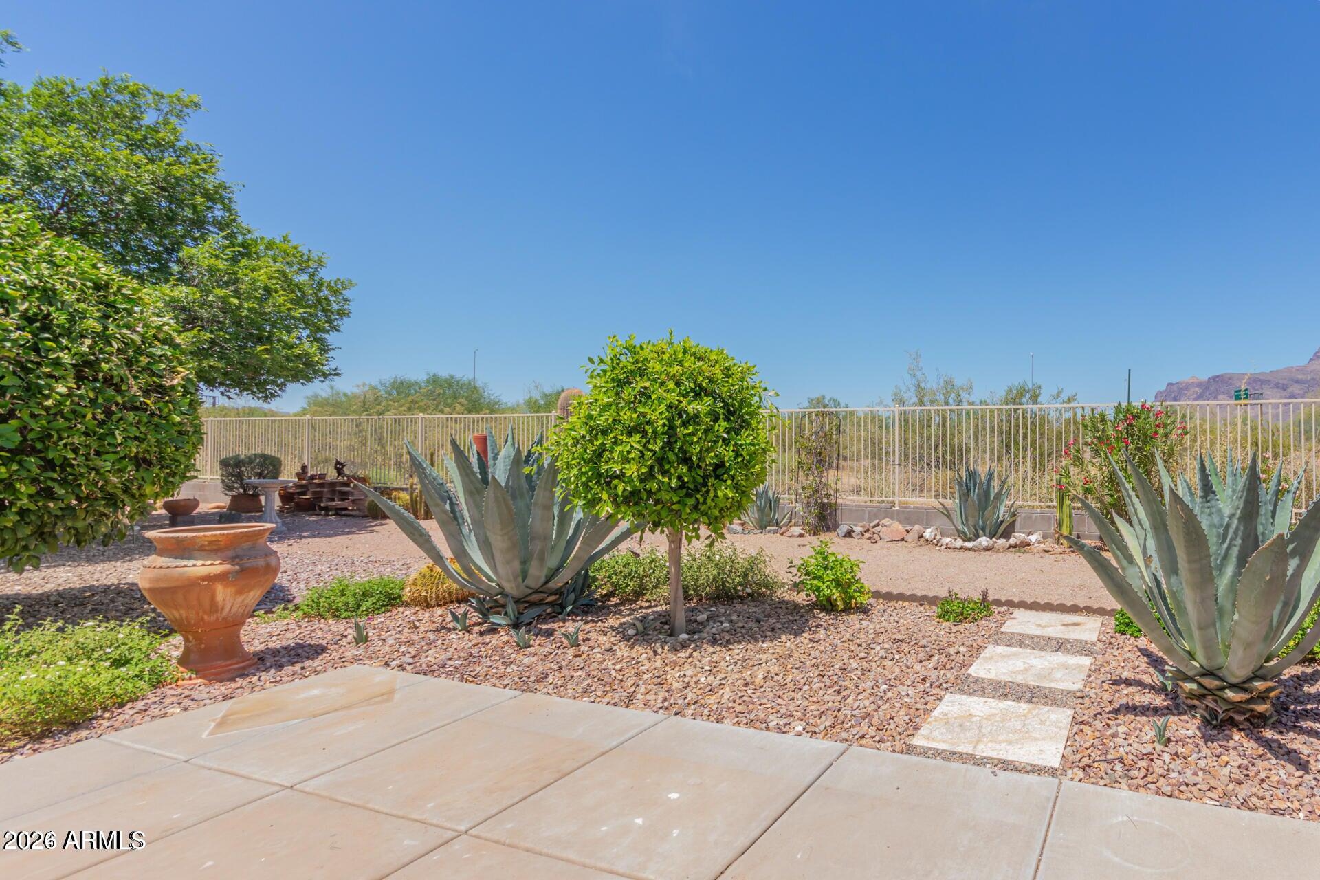 3301 South Goldfield Road, Unit 4027 Apache Junction, AZ 85119 - Photo 9 of 13 b