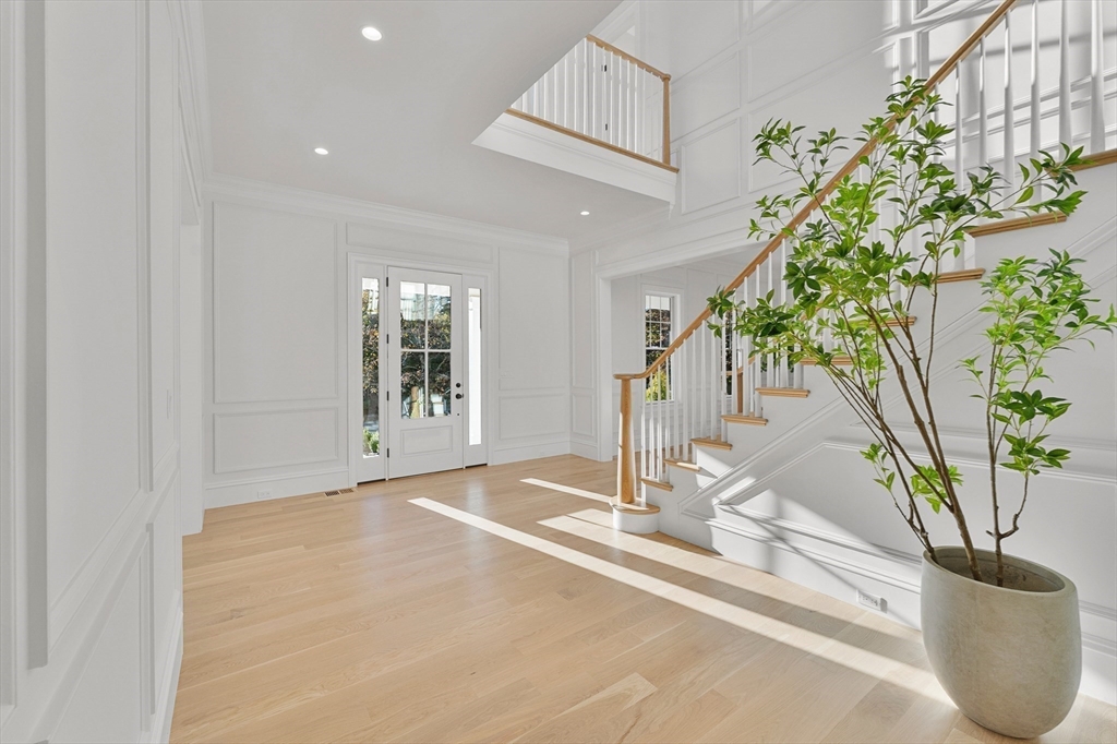 1266 South Street Needham, MA 02492 - Photo 5 of 32