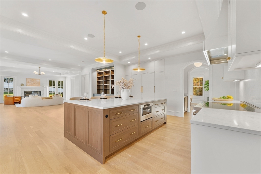 1266 South Street Needham, MA 02492 - Photo 10 of 32