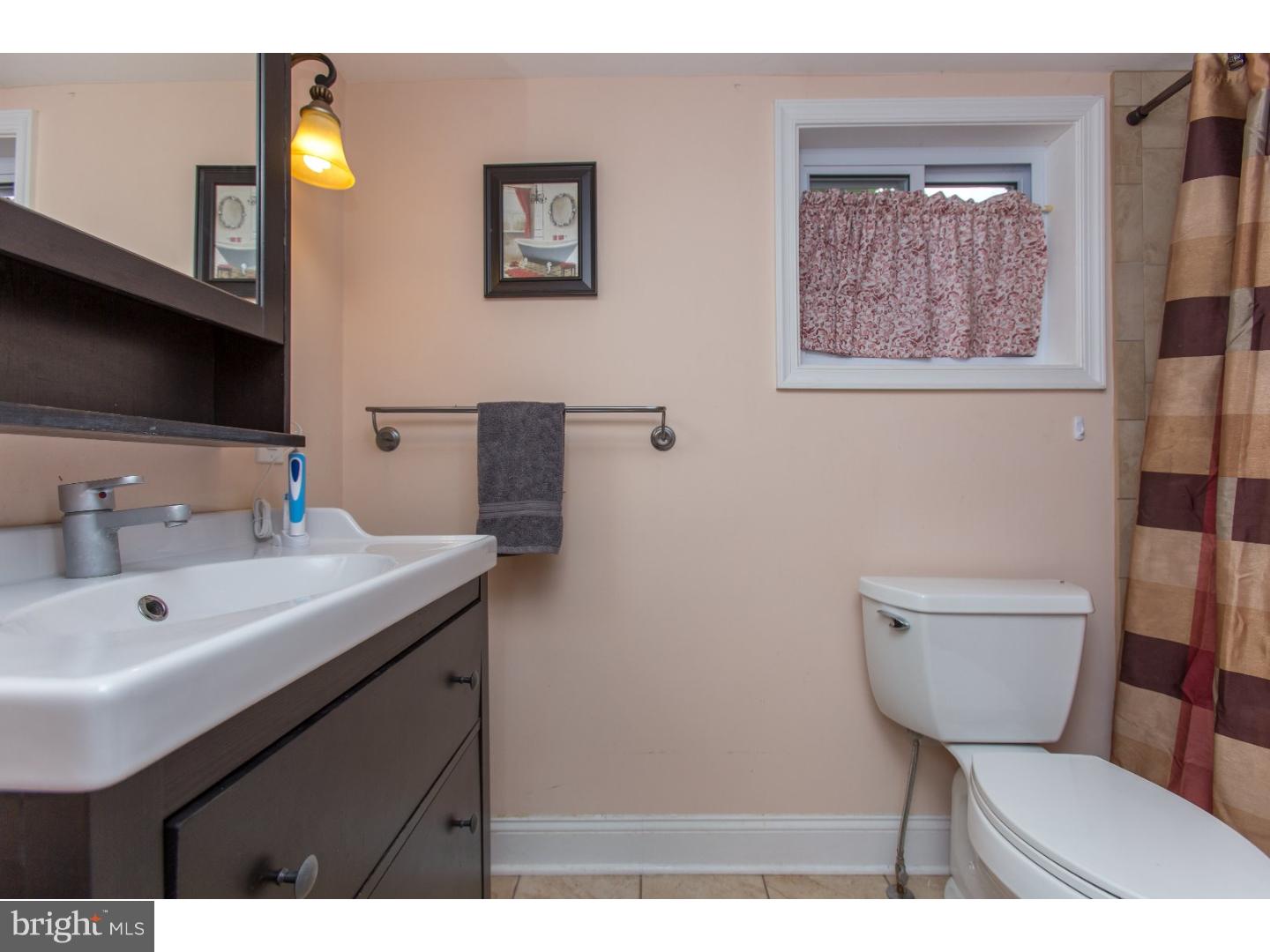 147 Barren Road Media, PA 19063 - Photo 17 of 25 Bathroom