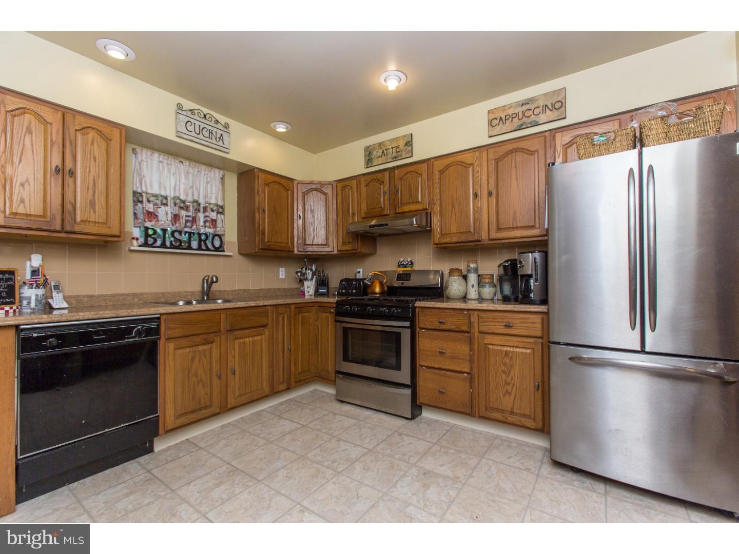 147 Barren Road Media, PA 19063 - Photo 6 of 25 Kitchen