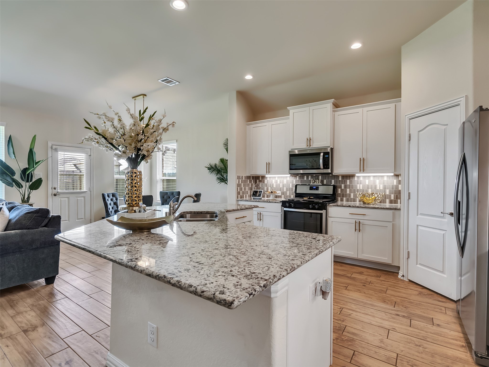 10809 Mendel Ter Drive Rosharon, TX 77583 - Photo 14 of 36