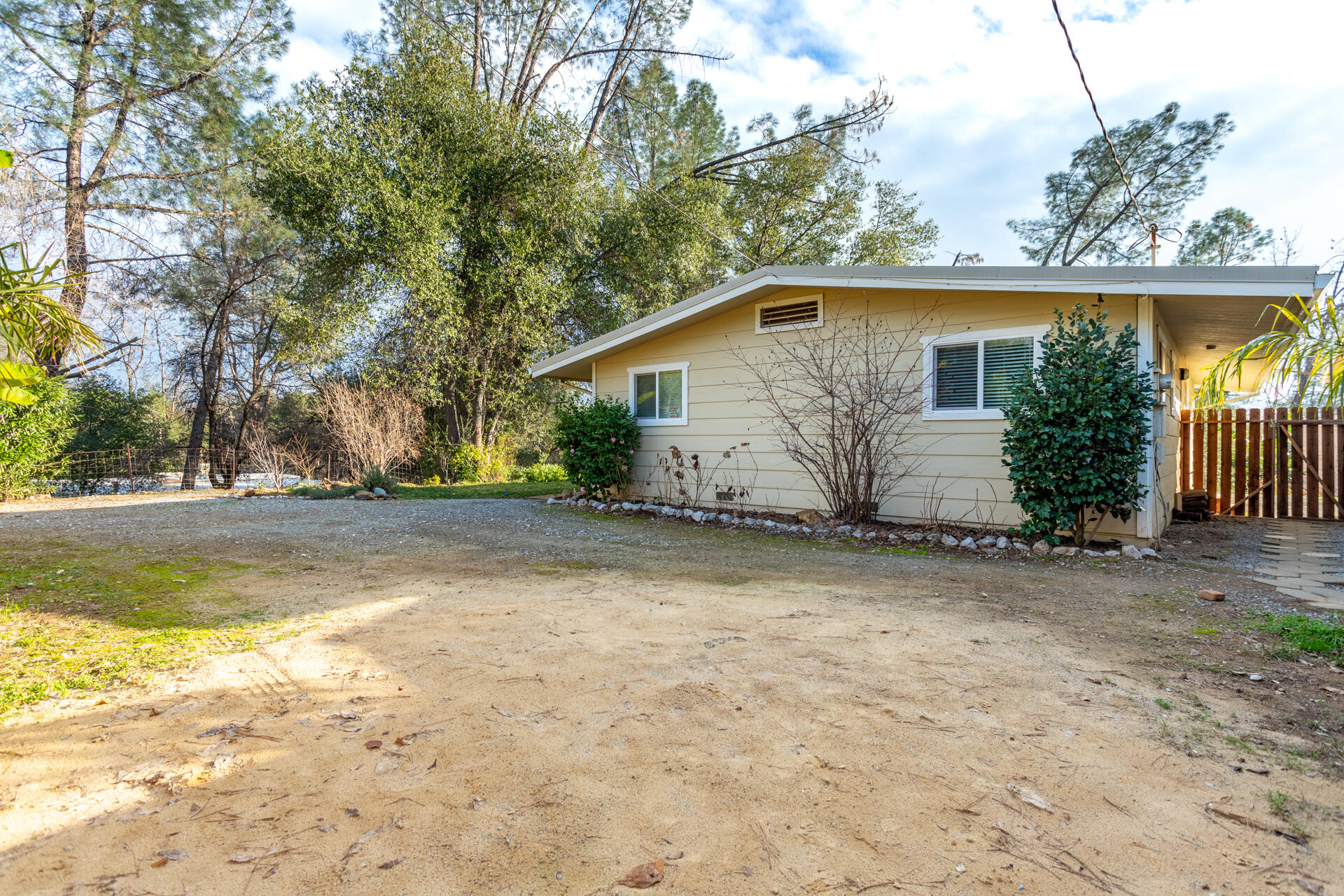 17777 Irish Road Redding, CA 96003 - Photo 1 of 25 IMG_9993-HDR